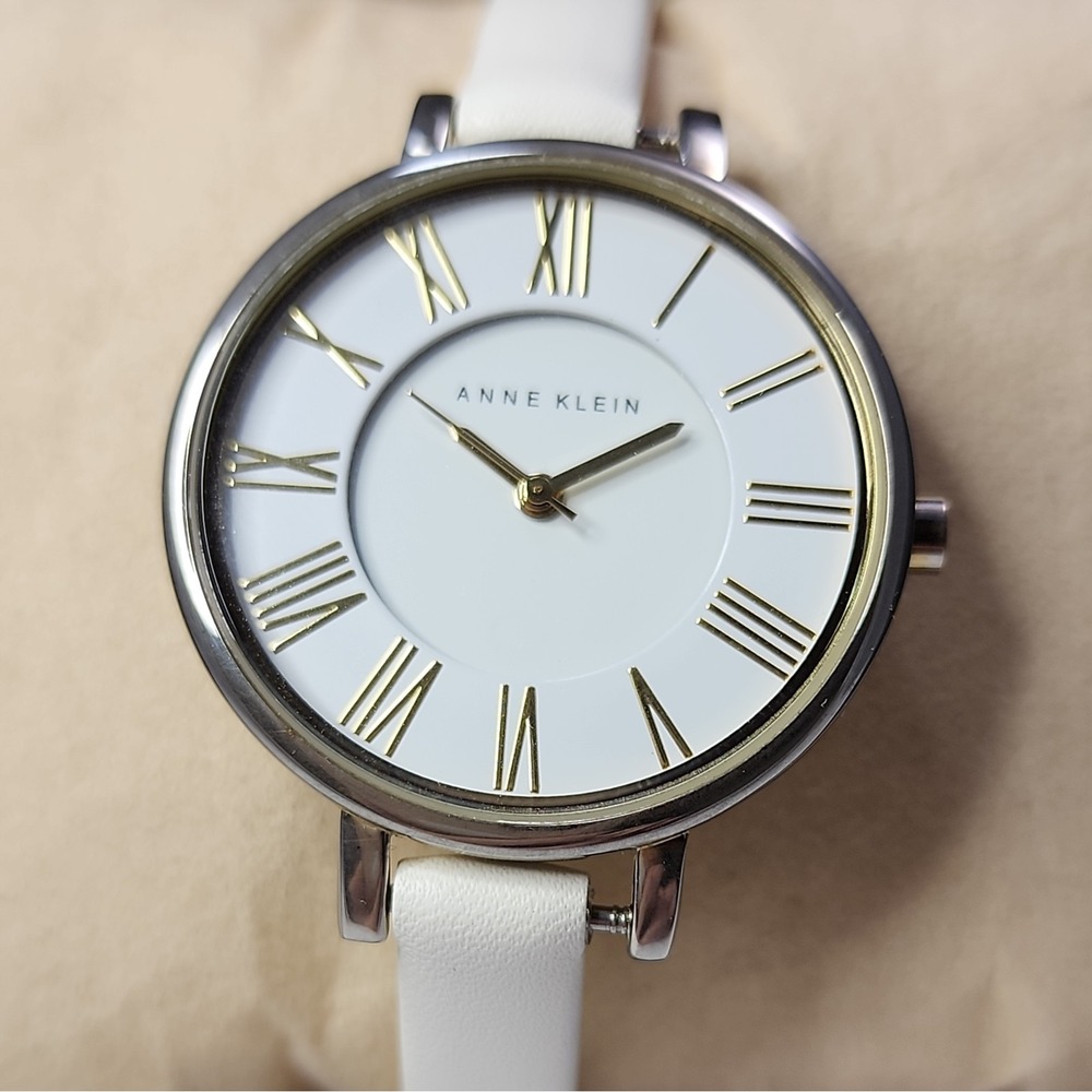 Anne Klein Vintage Slim Watch Women Silver Tone White Leather NEW BATTERY 7"